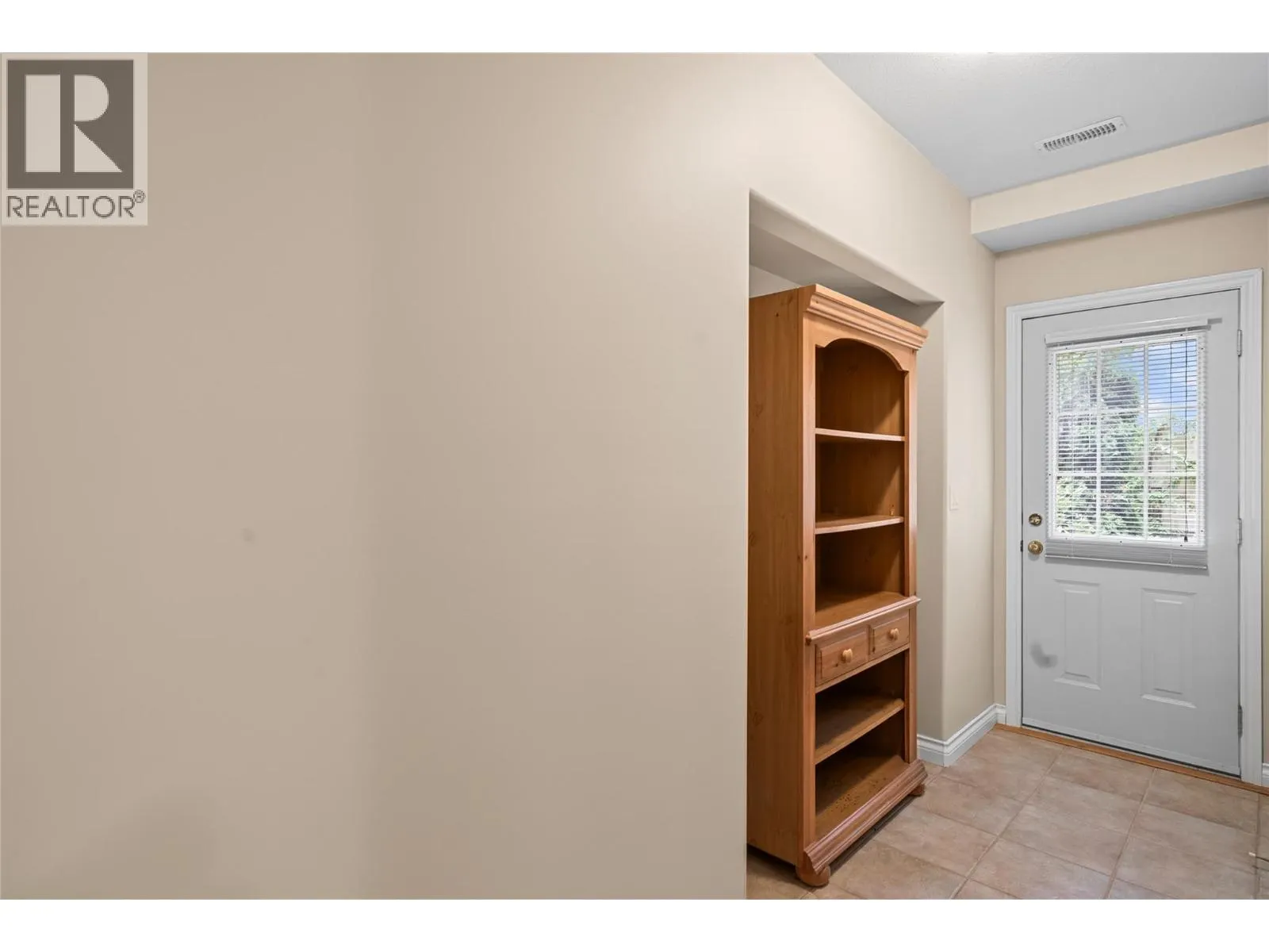 2660 Crestview Place