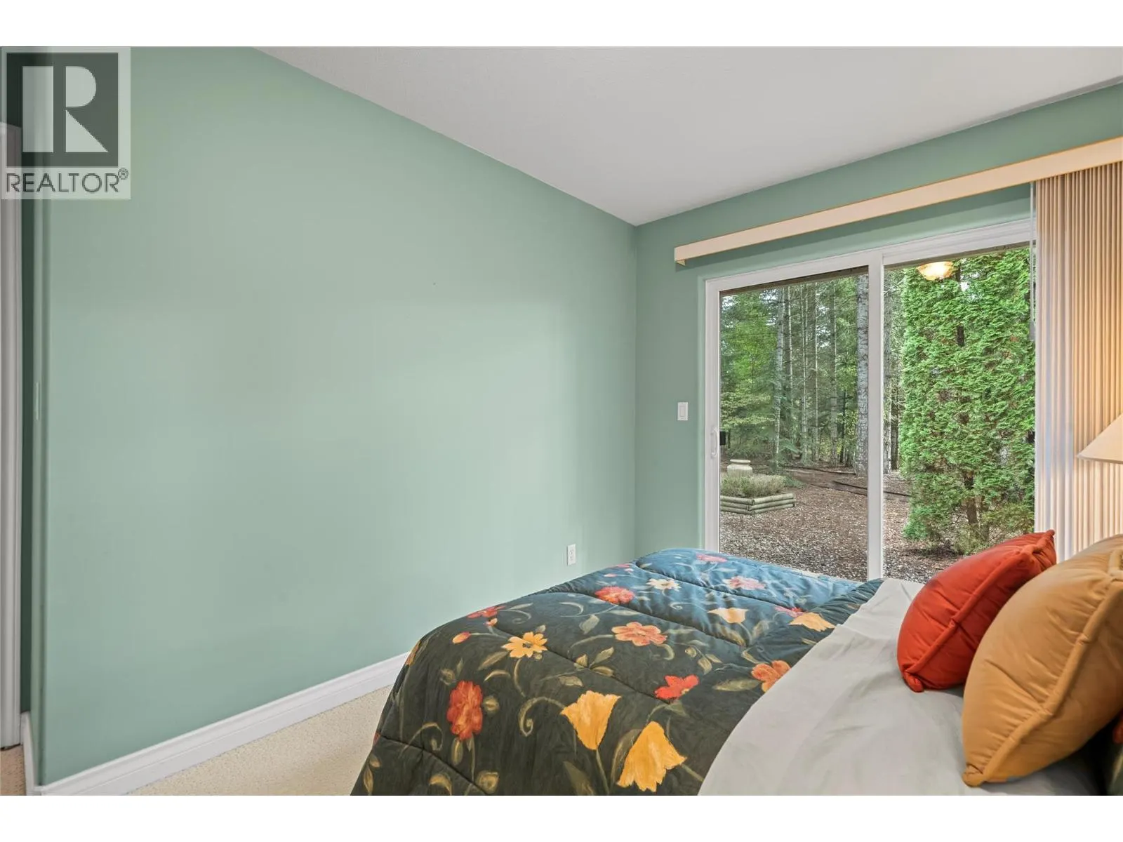 2660 Crestview Place