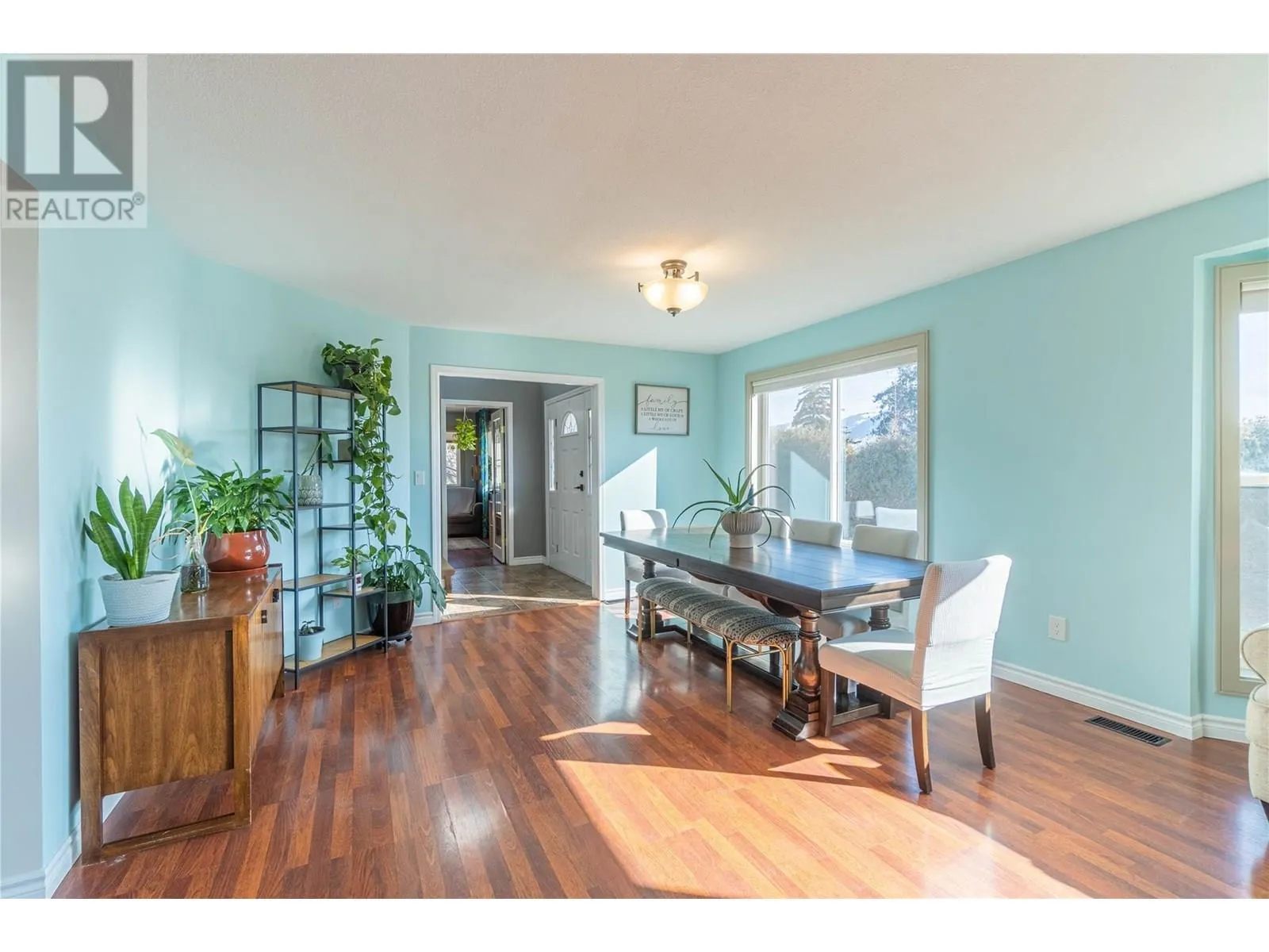 865 Alview Crescent
