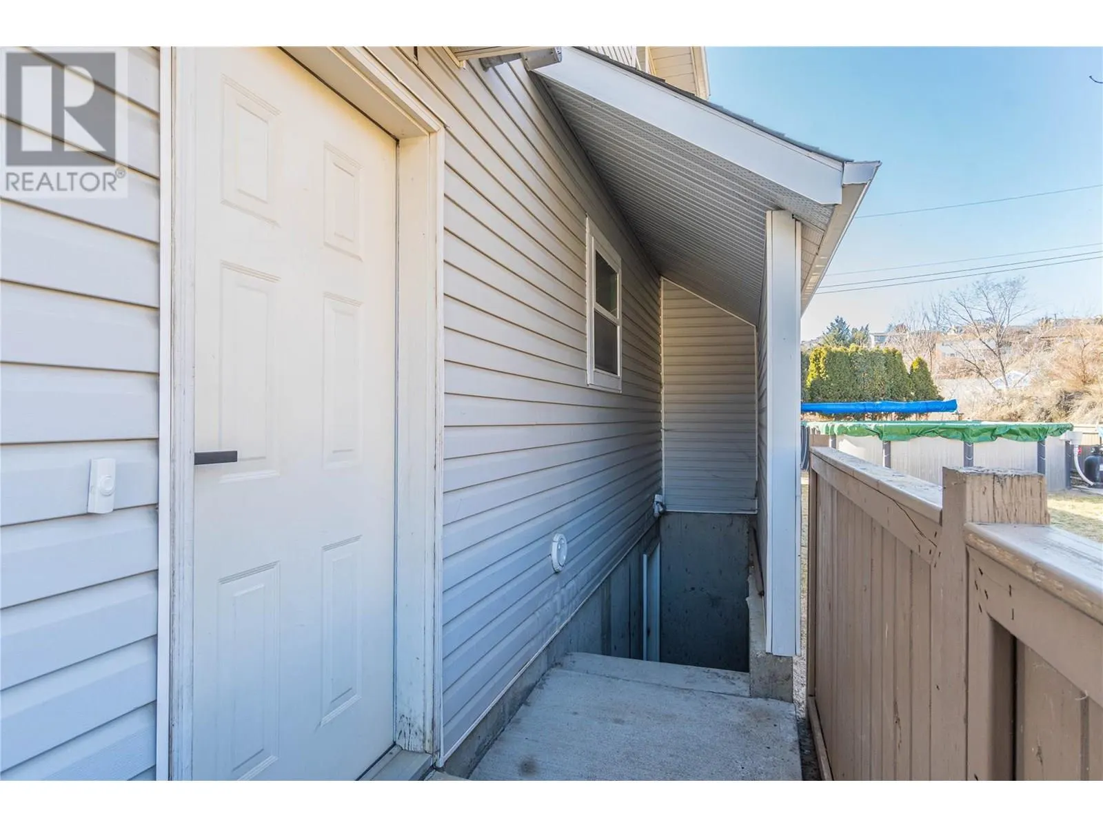 865 Alview Crescent