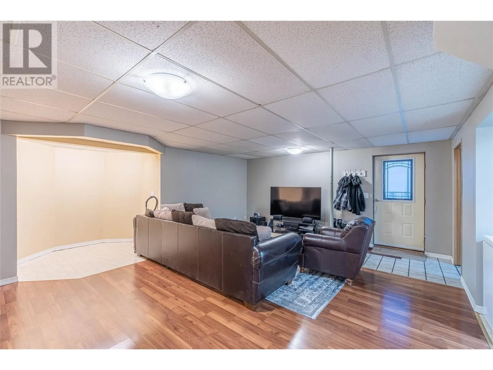 865 Alview Crescent