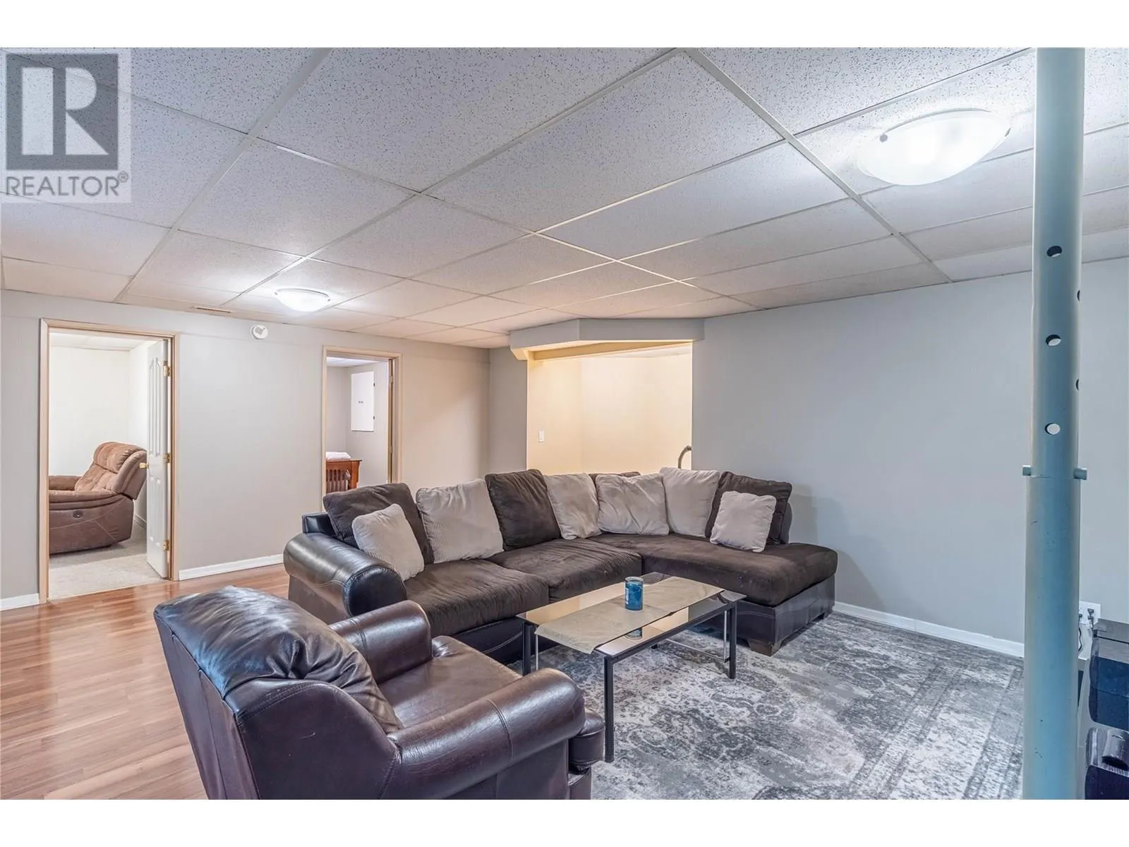 865 Alview Crescent