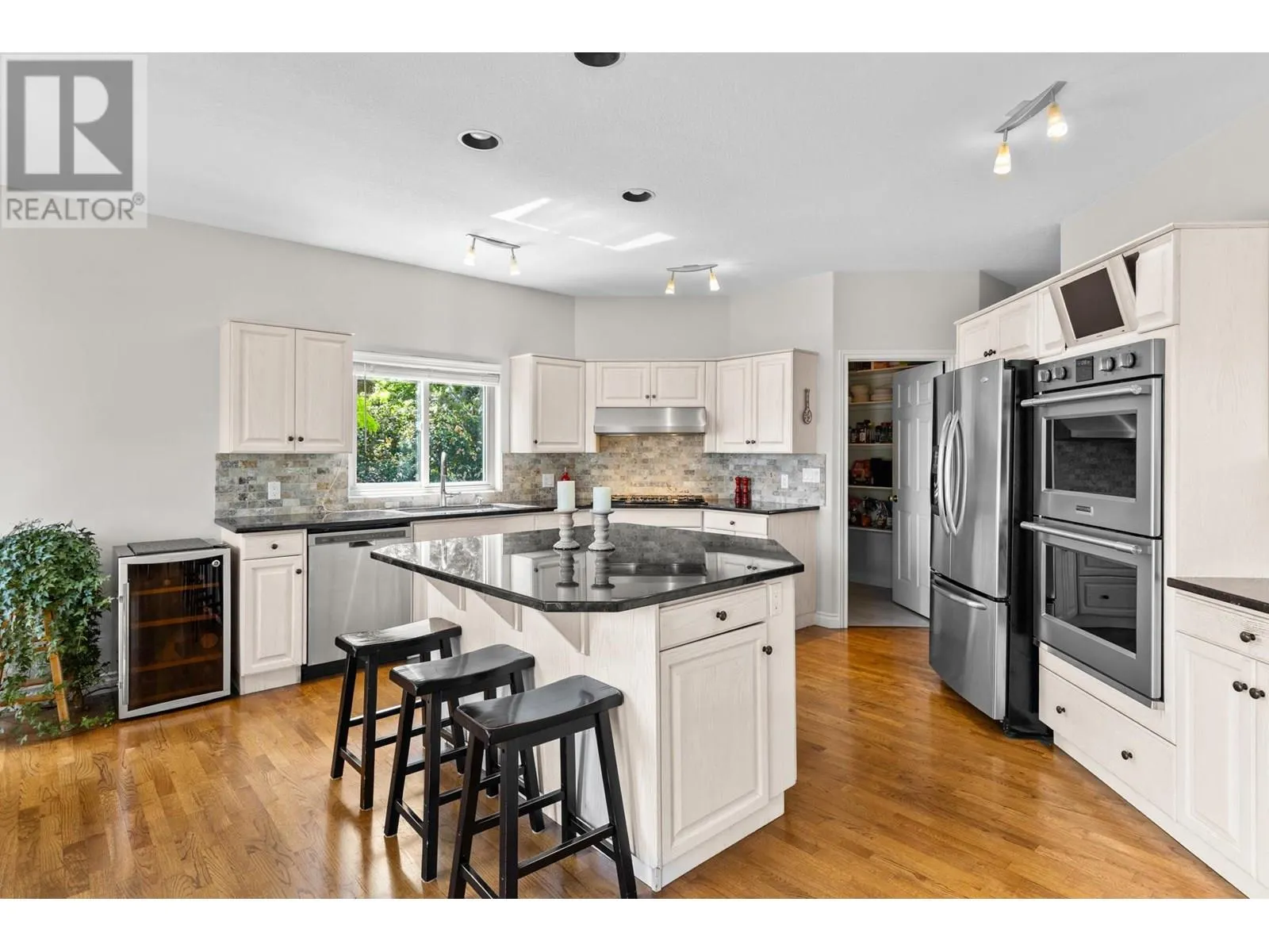 1015 Guest Road