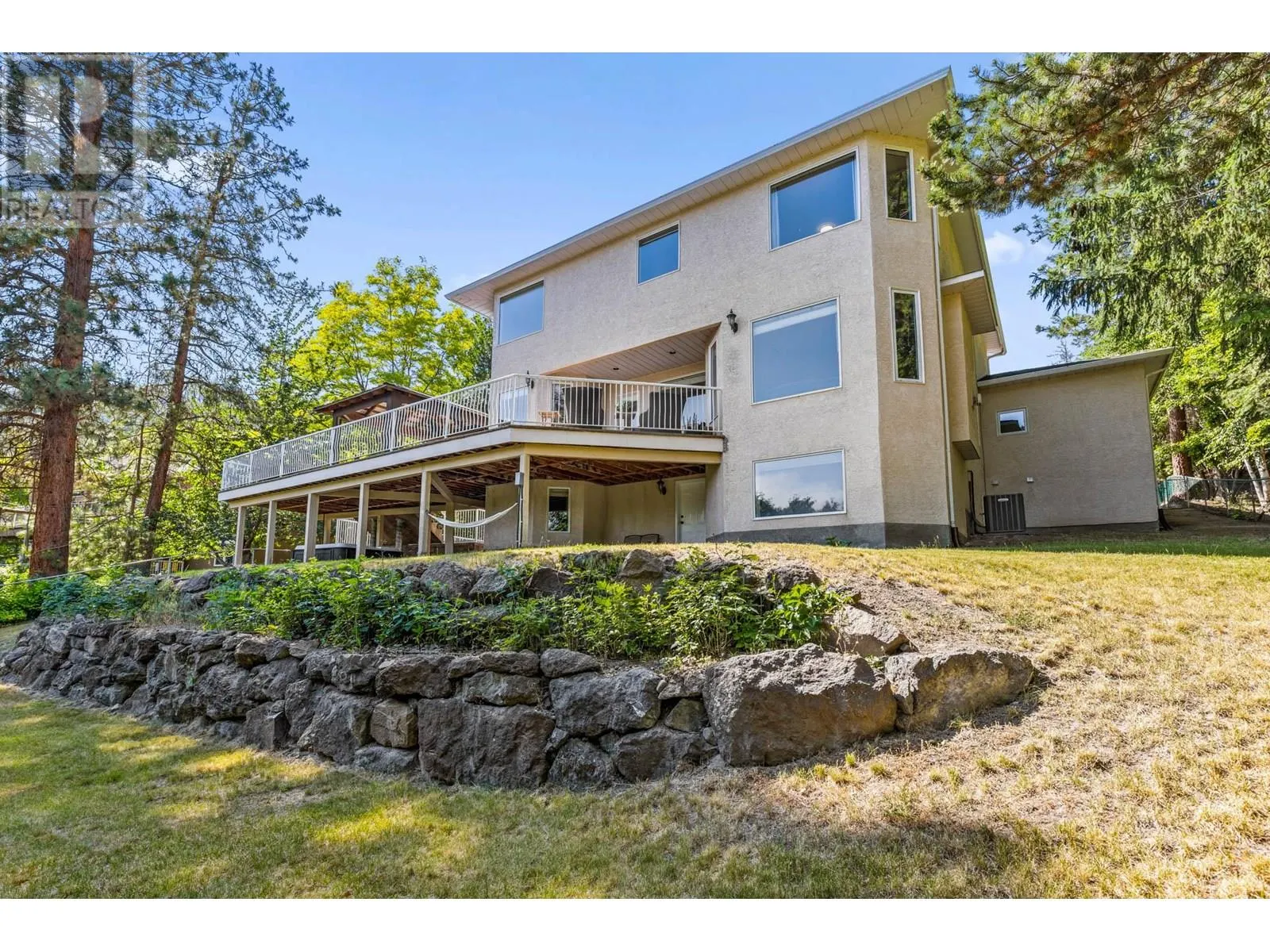 1015 Guest Road