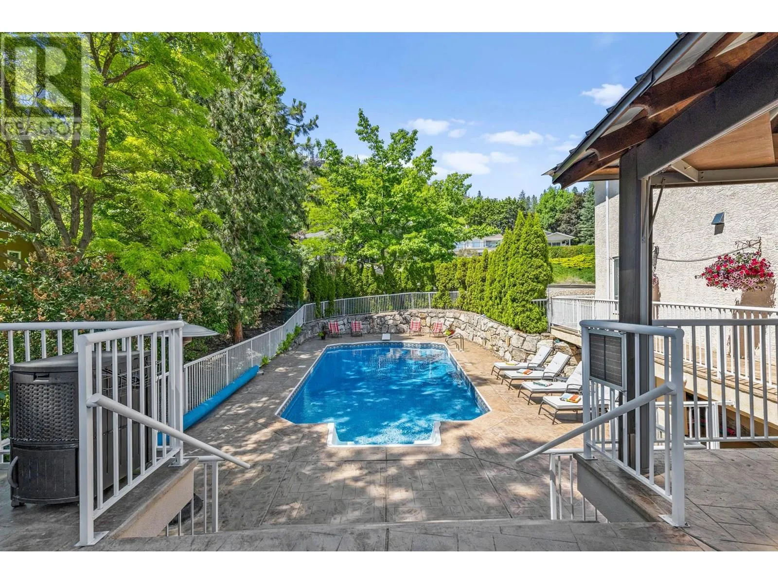 1015 Guest Road