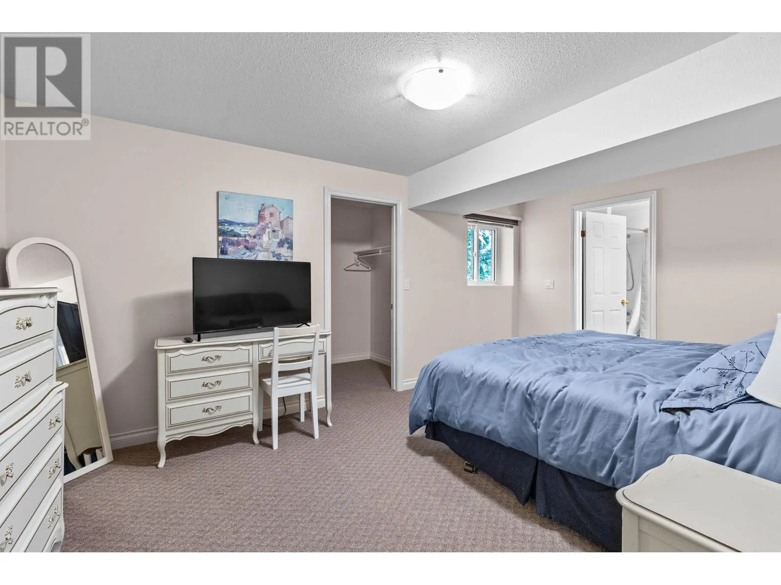 1015 Guest Road