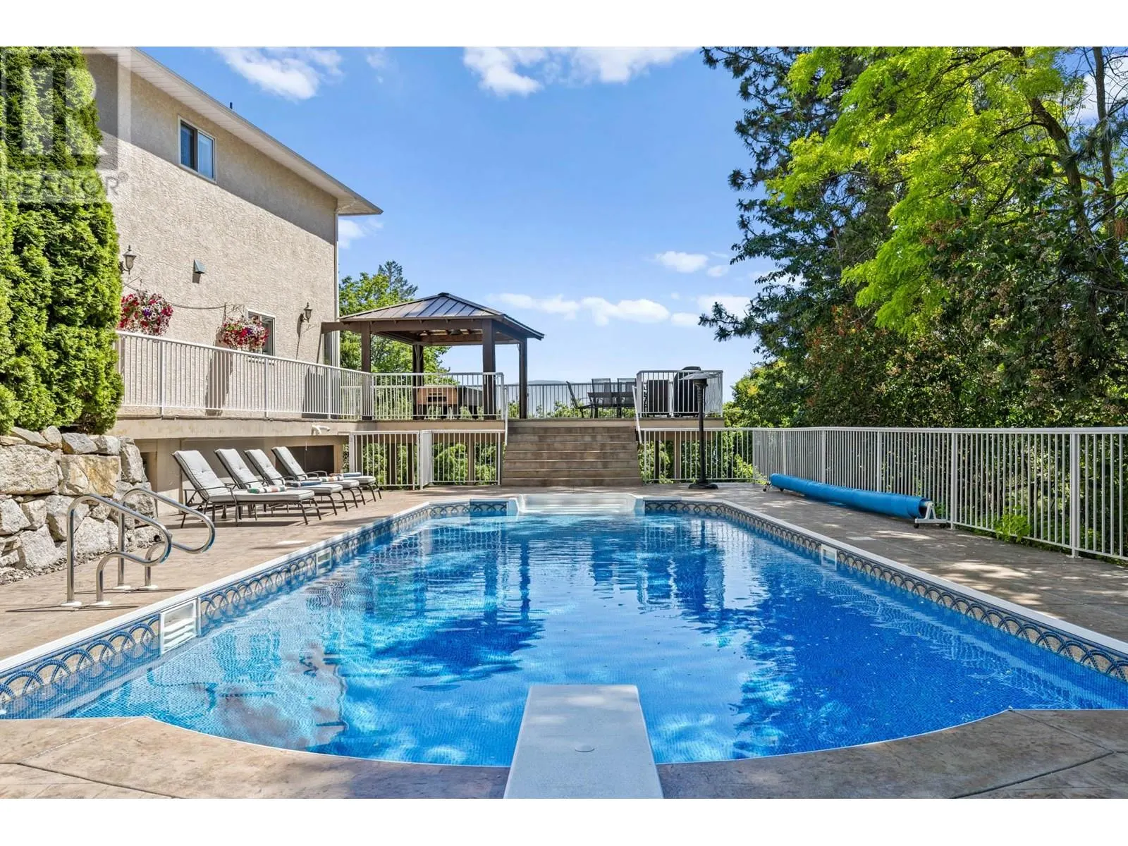 1015 Guest Road