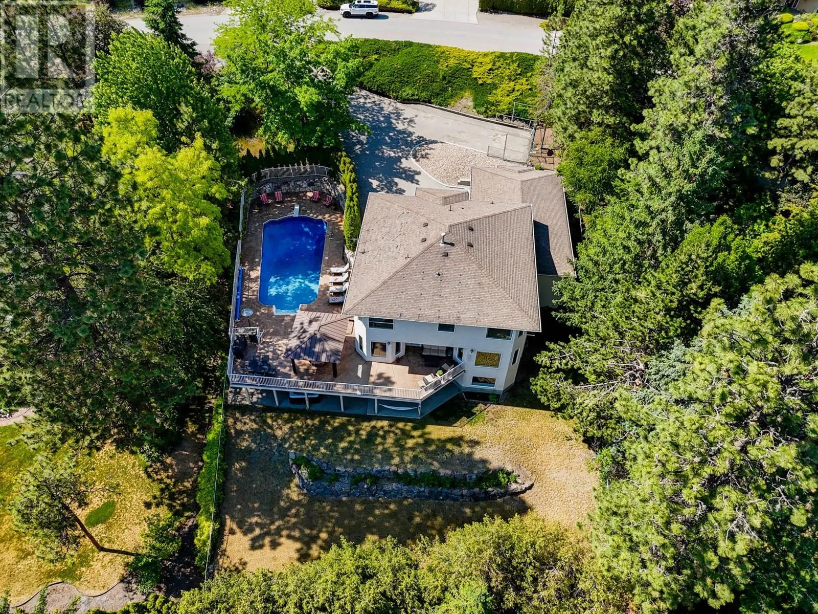 1015 Guest Road