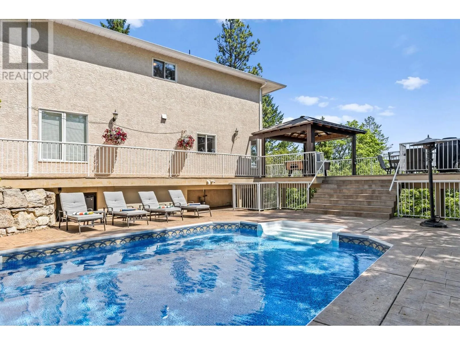 1015 Guest Road