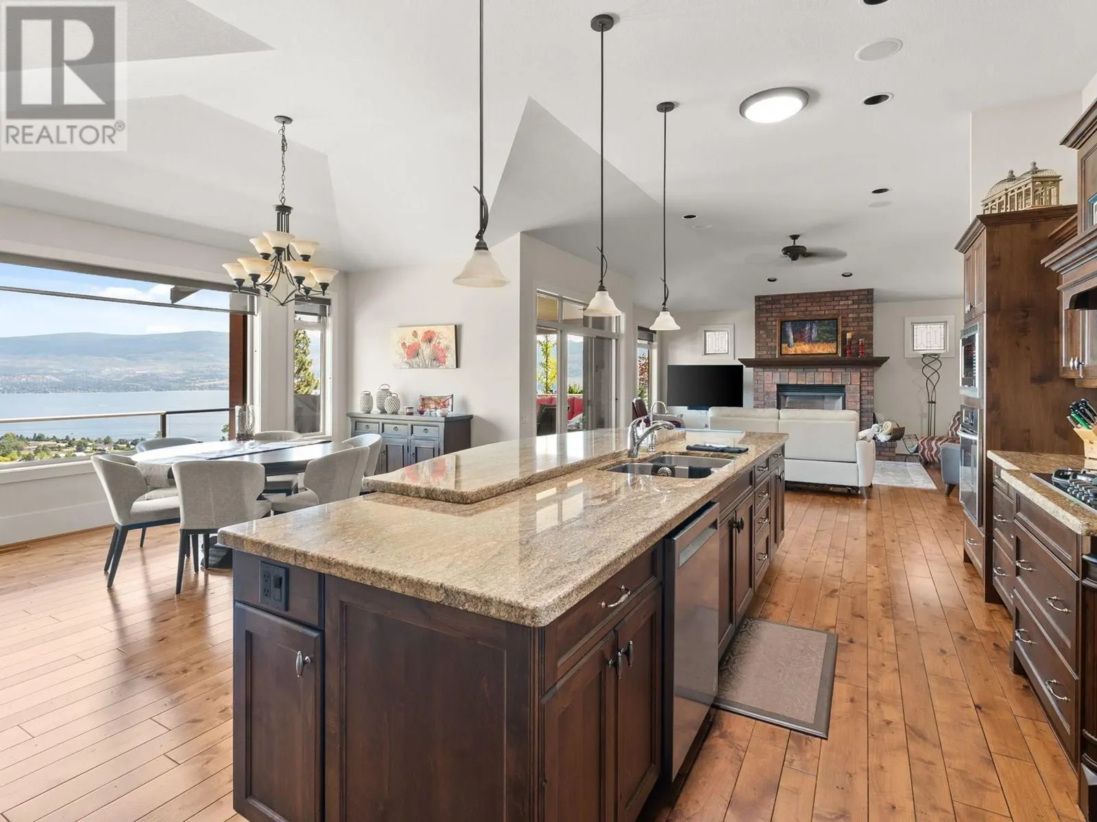 1492 Gregory Road
