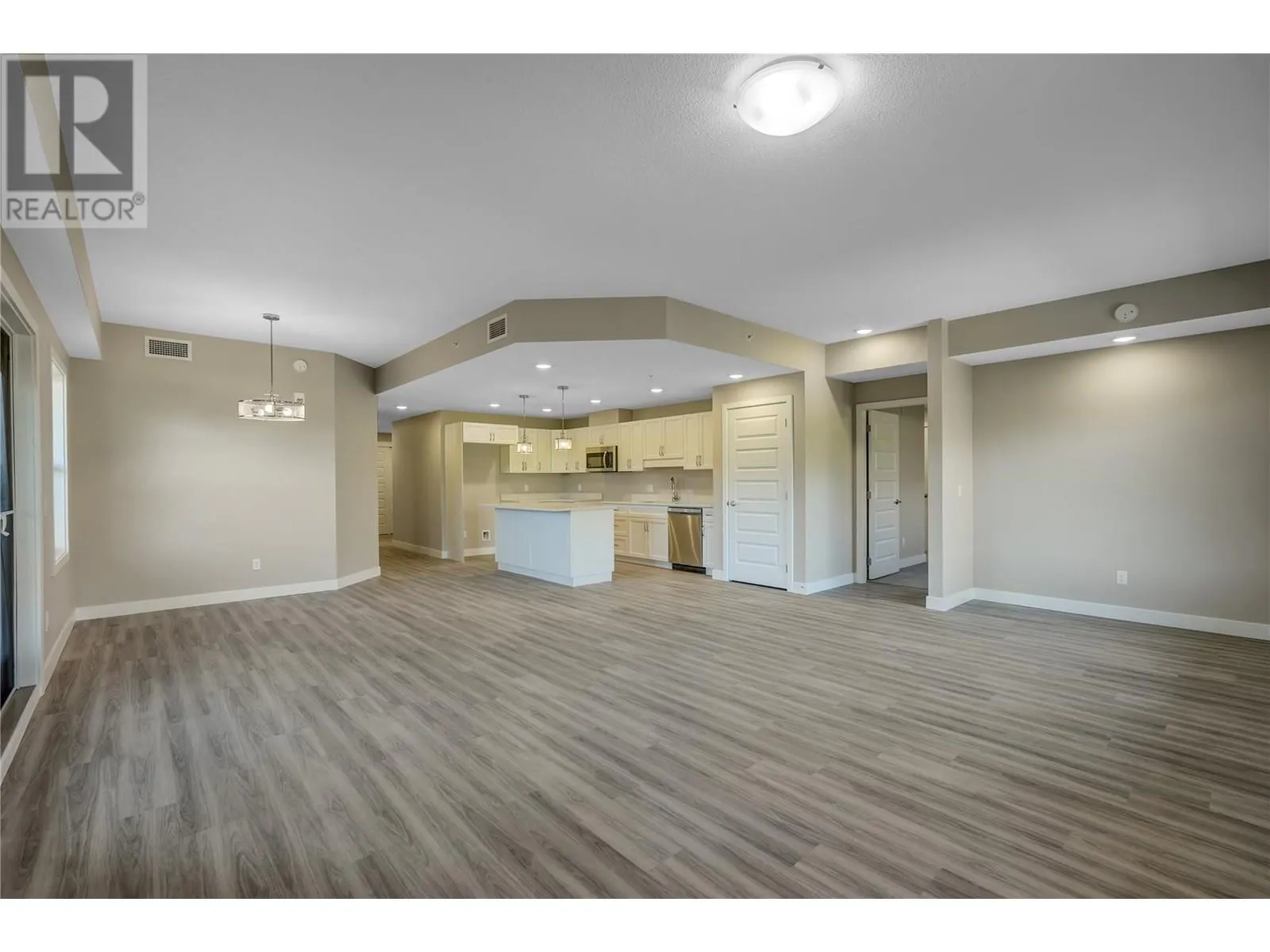 5640 51st Street Unit# 408