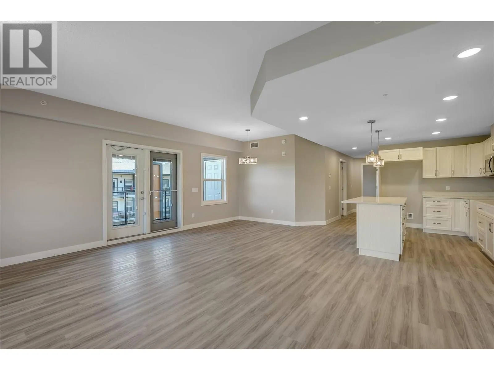 5640 51st Street Unit# 408