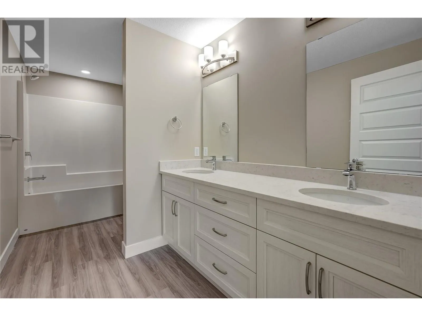 5640 51st Street Unit# 408