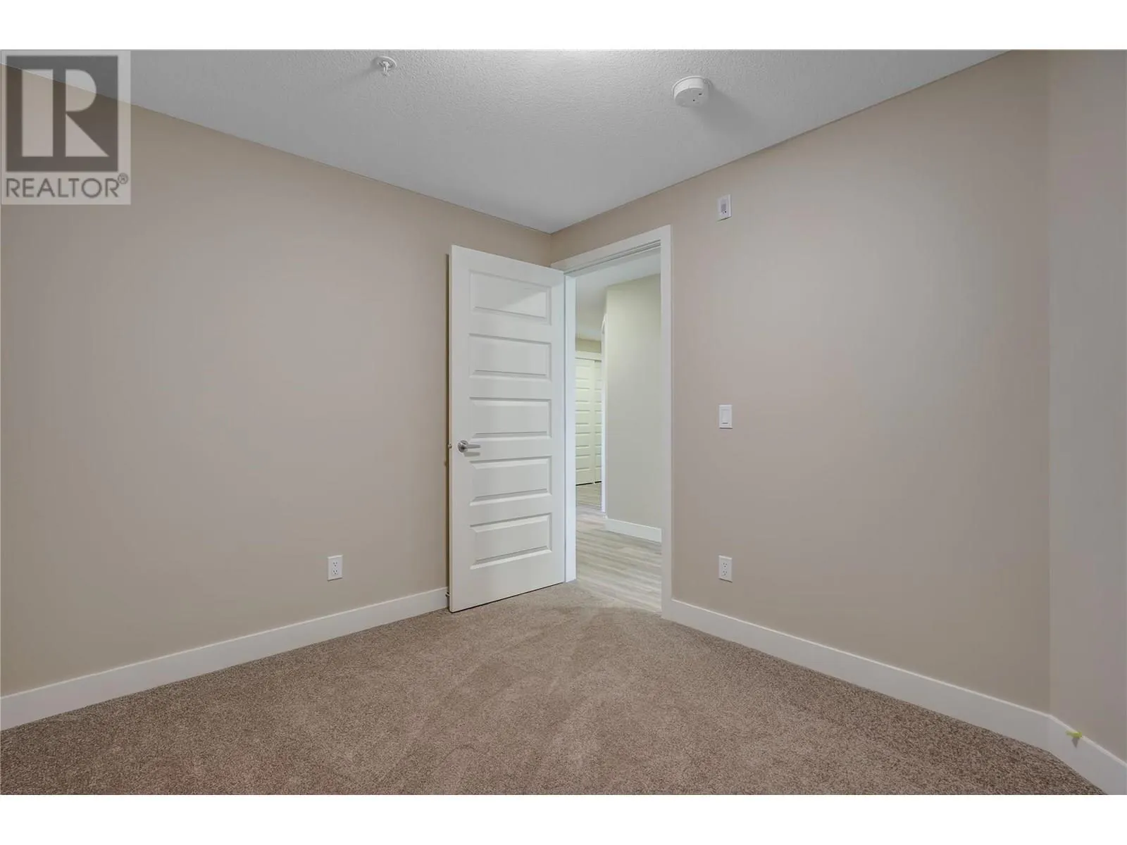 5640 51st Street Unit# 408