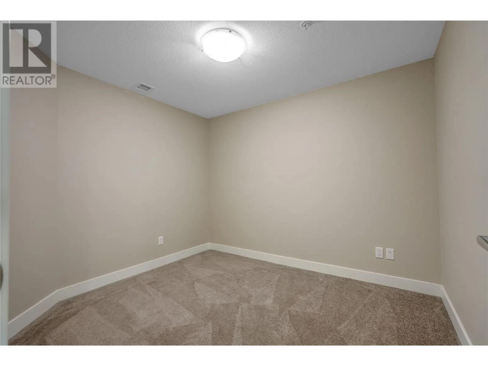 5640 51st Street Unit# 408