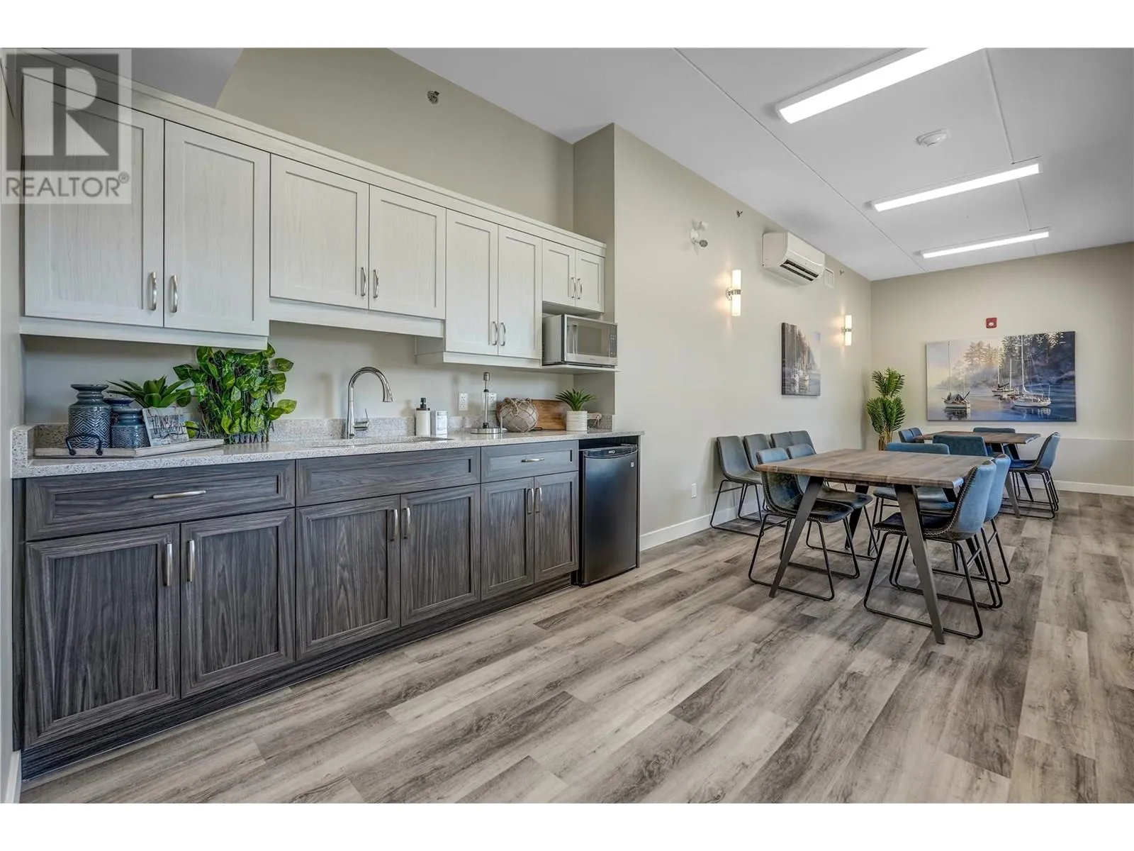 5640 51st Street Unit# 408