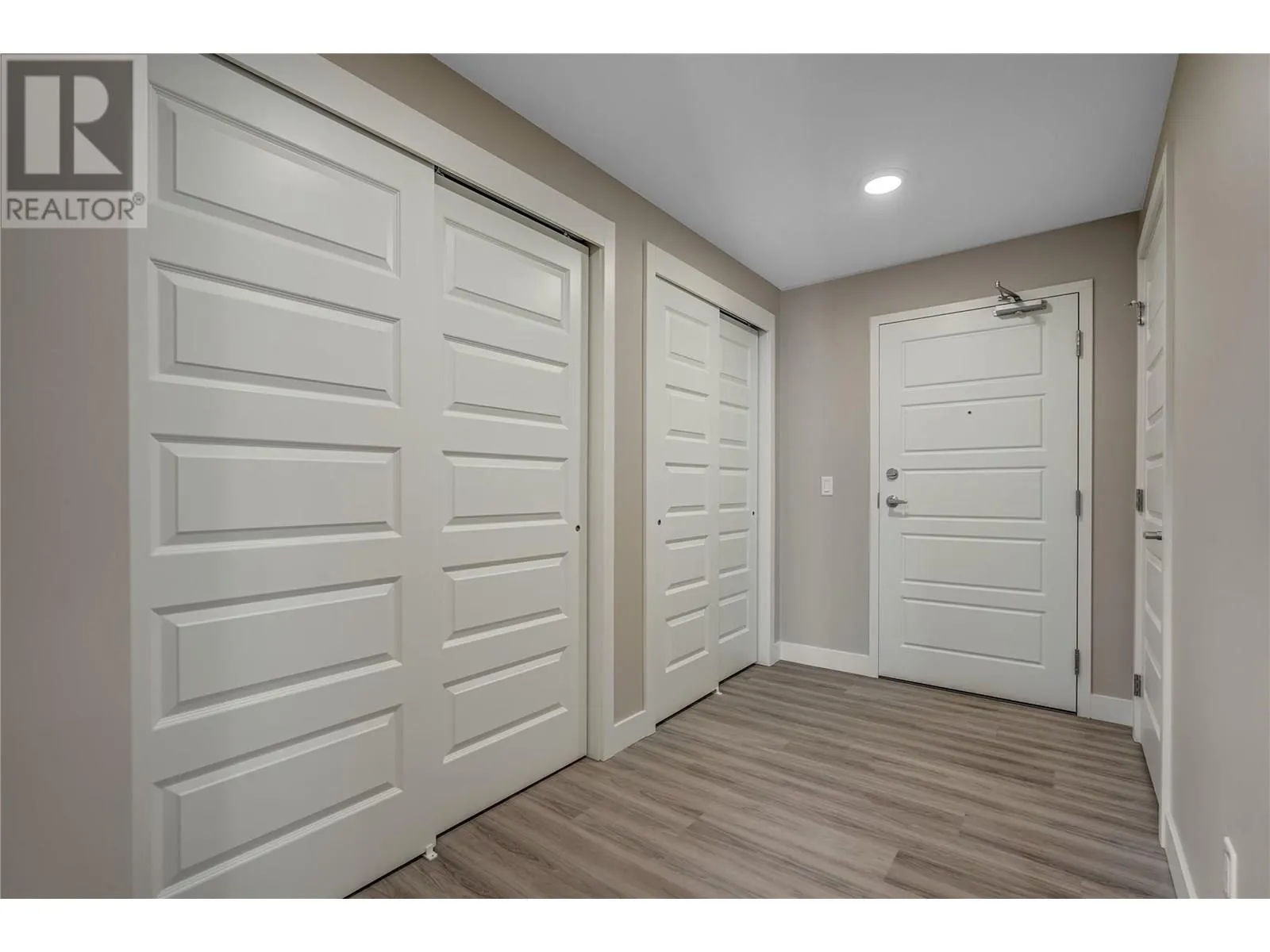 5640 51st Street Unit# 408