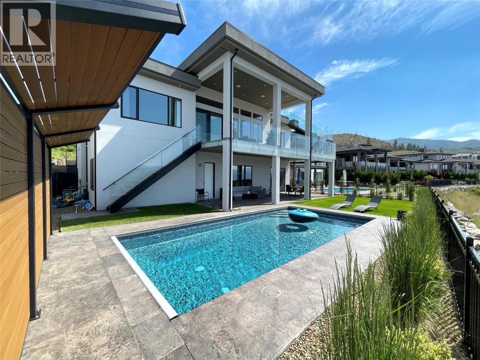 5546 Upper Mission Drive