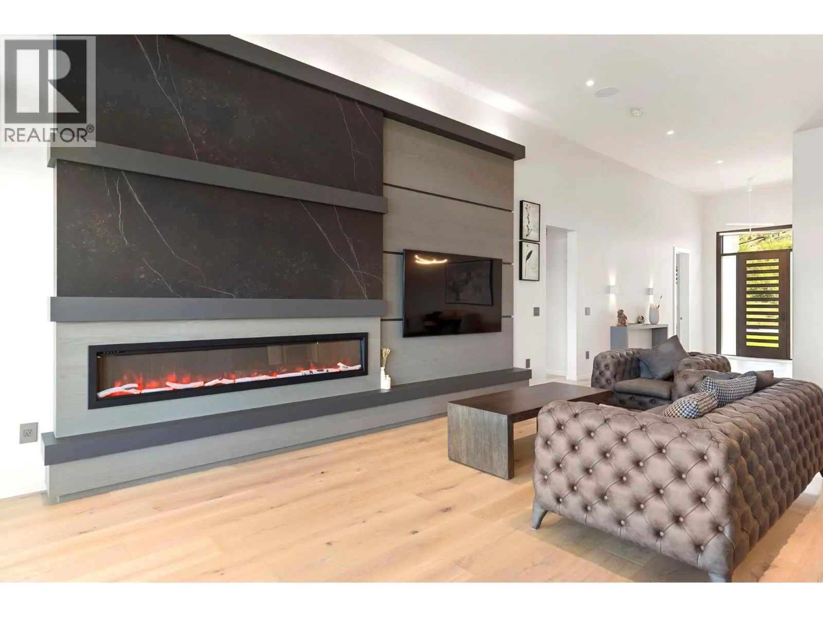 5546 Upper Mission Drive