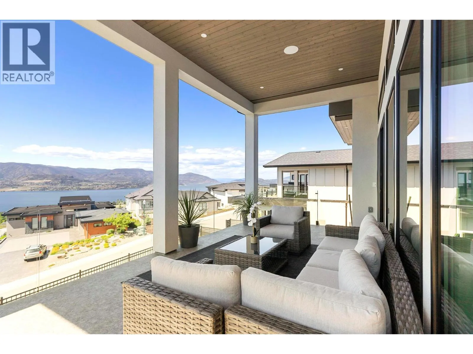 5546 Upper Mission Drive