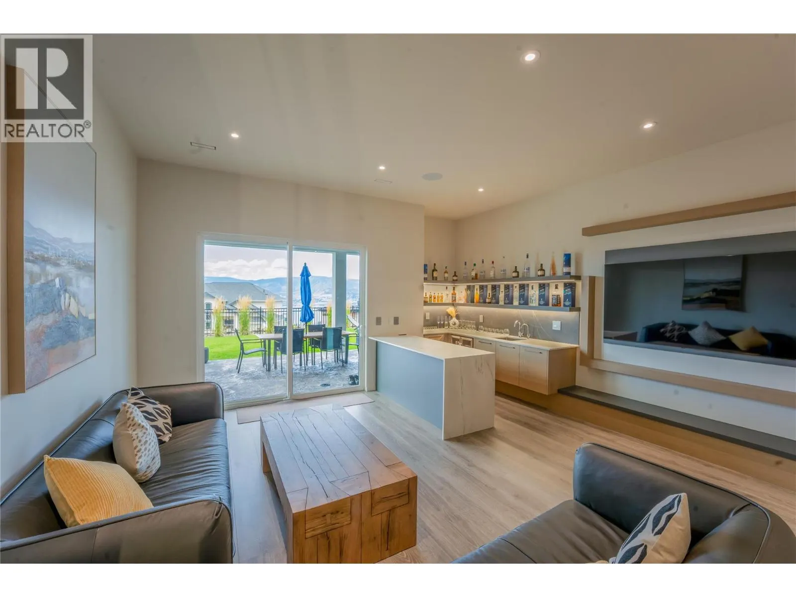5546 Upper Mission Drive