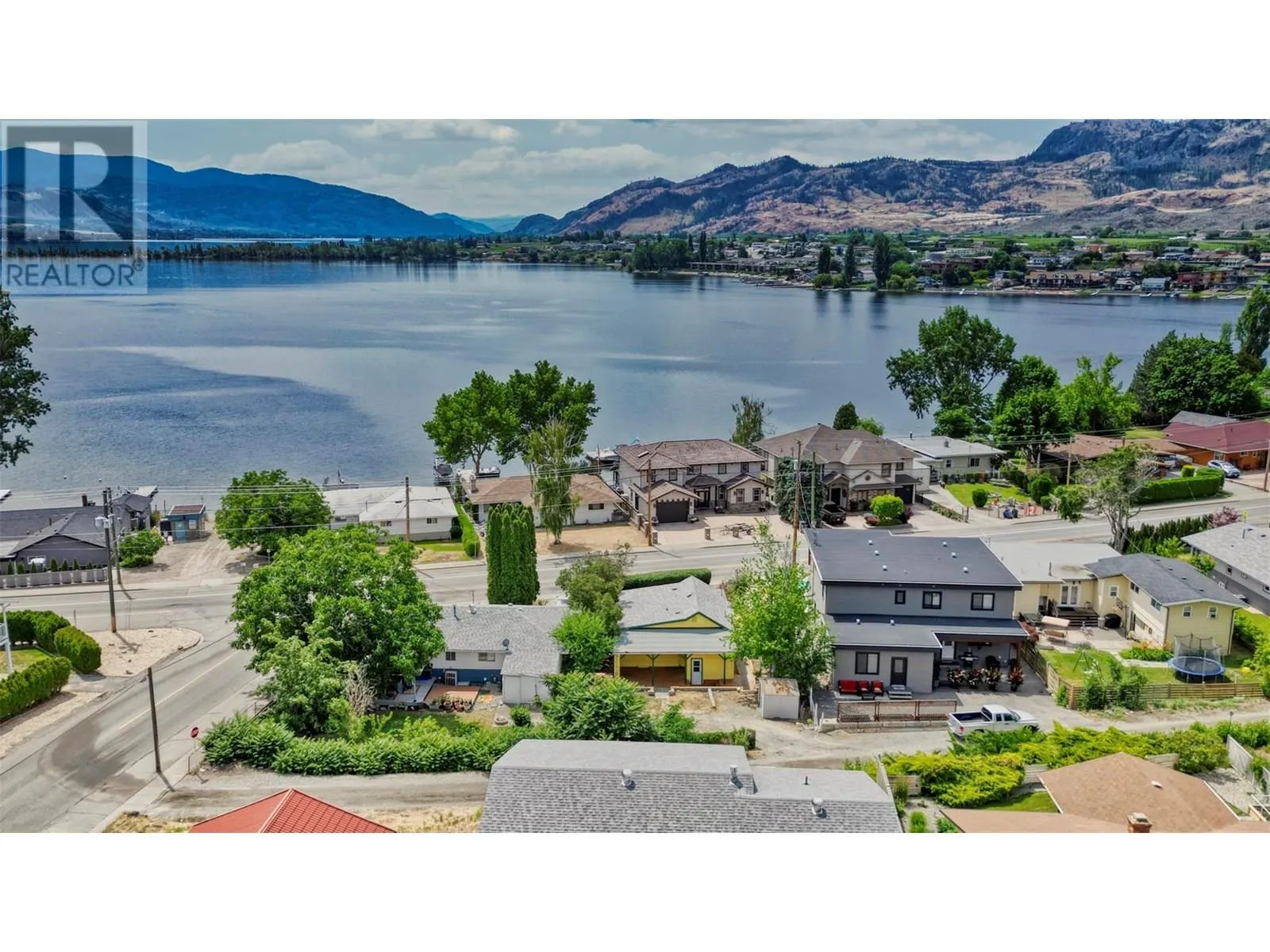 8310 KINGFISHER Drive