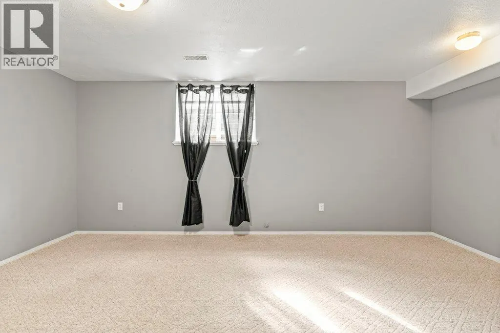 2675 Pine Avenue Unit# 14