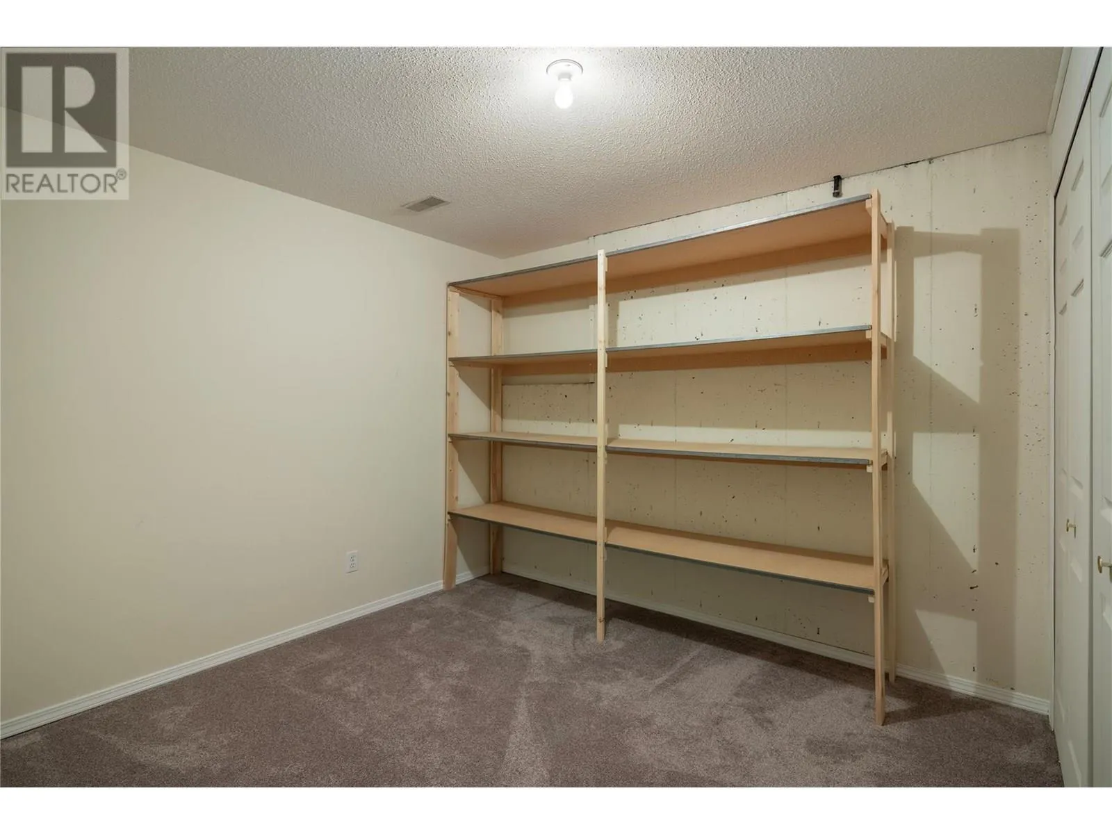 3930 20 Street Unit# 2