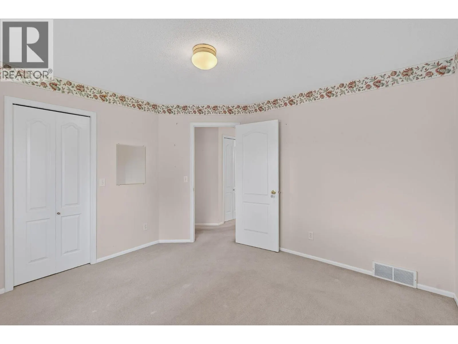 1201 Cameron Avenue Unit# 189 Lot# 189