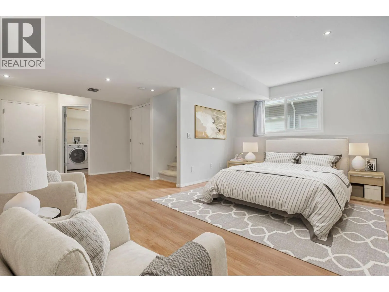 5460 Clements Crescent Unit# 107