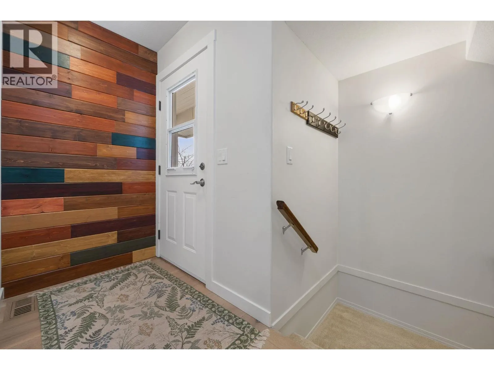 5460 Clements Crescent Unit# 107