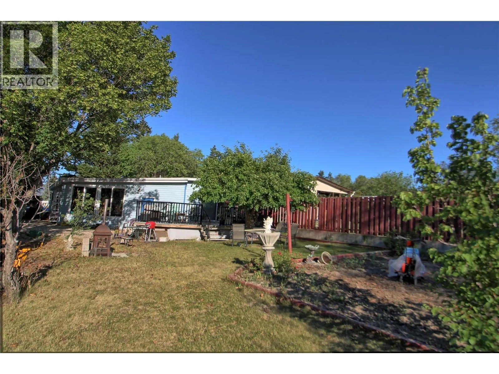 749 Klahanie Drive