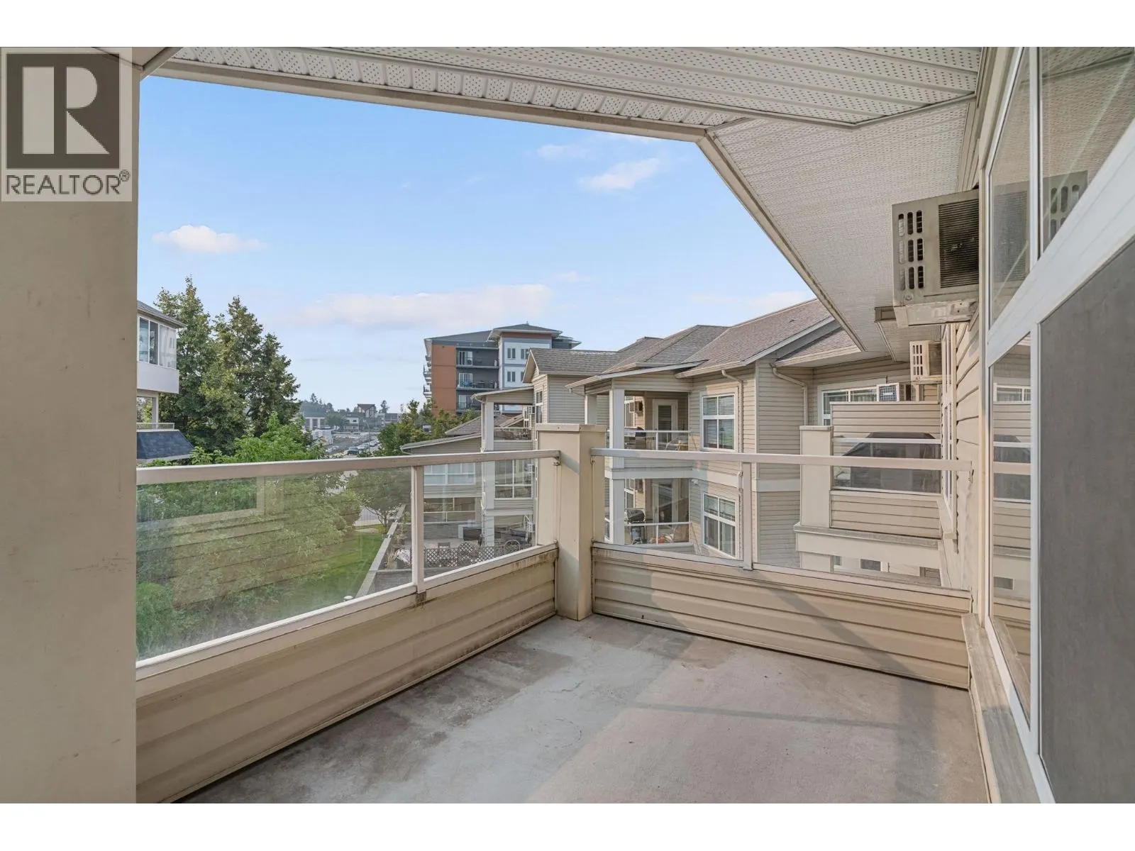 515 Houghton Road Unit# 311