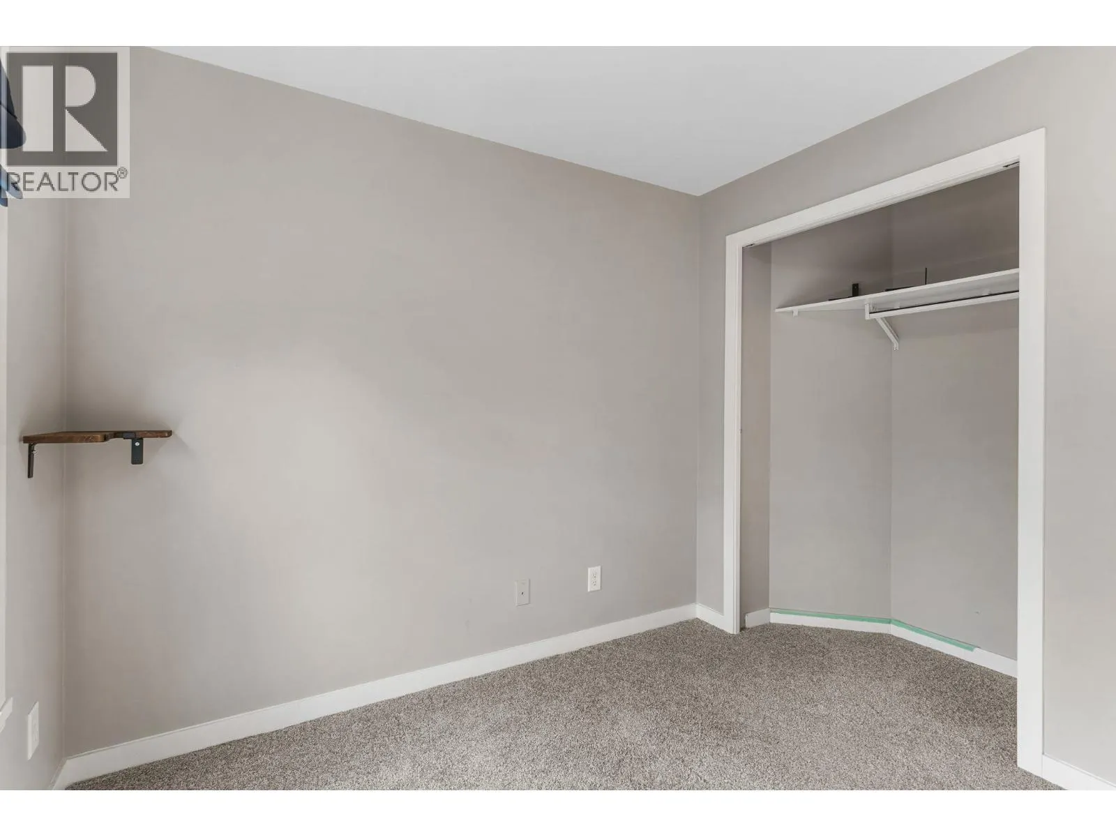 515 Houghton Road Unit# 311