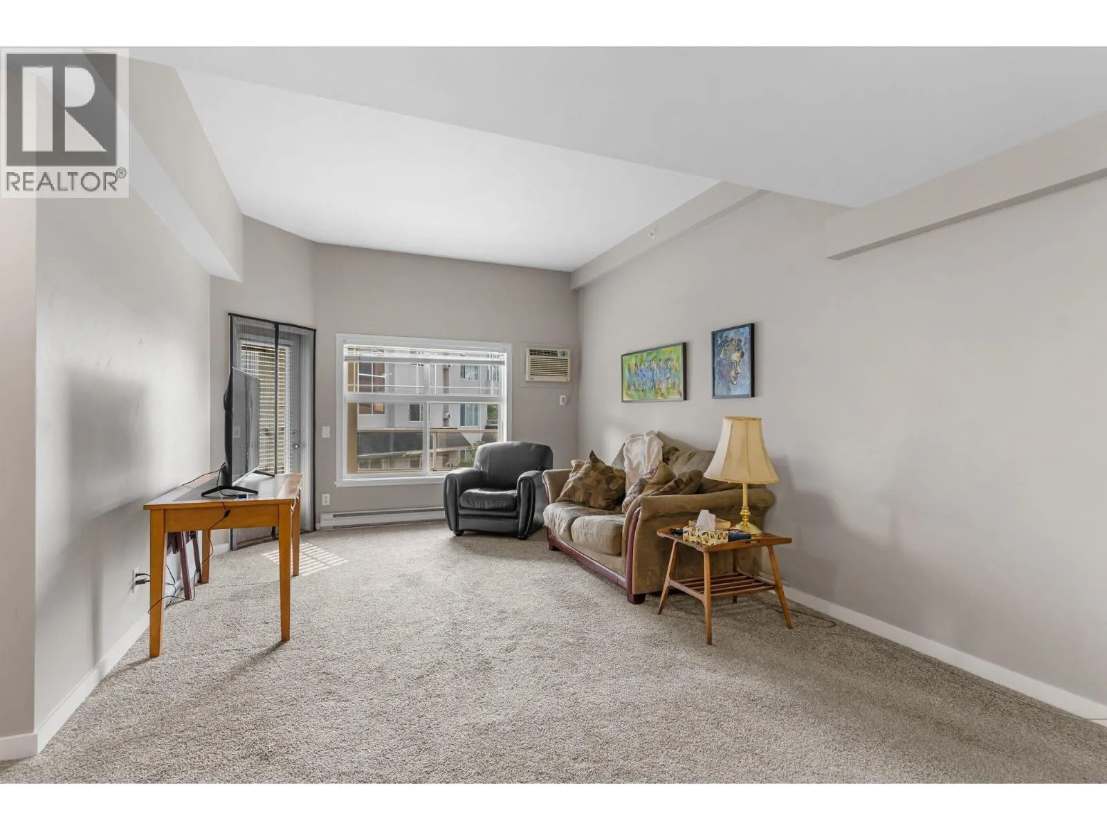 515 Houghton Road Unit# 311