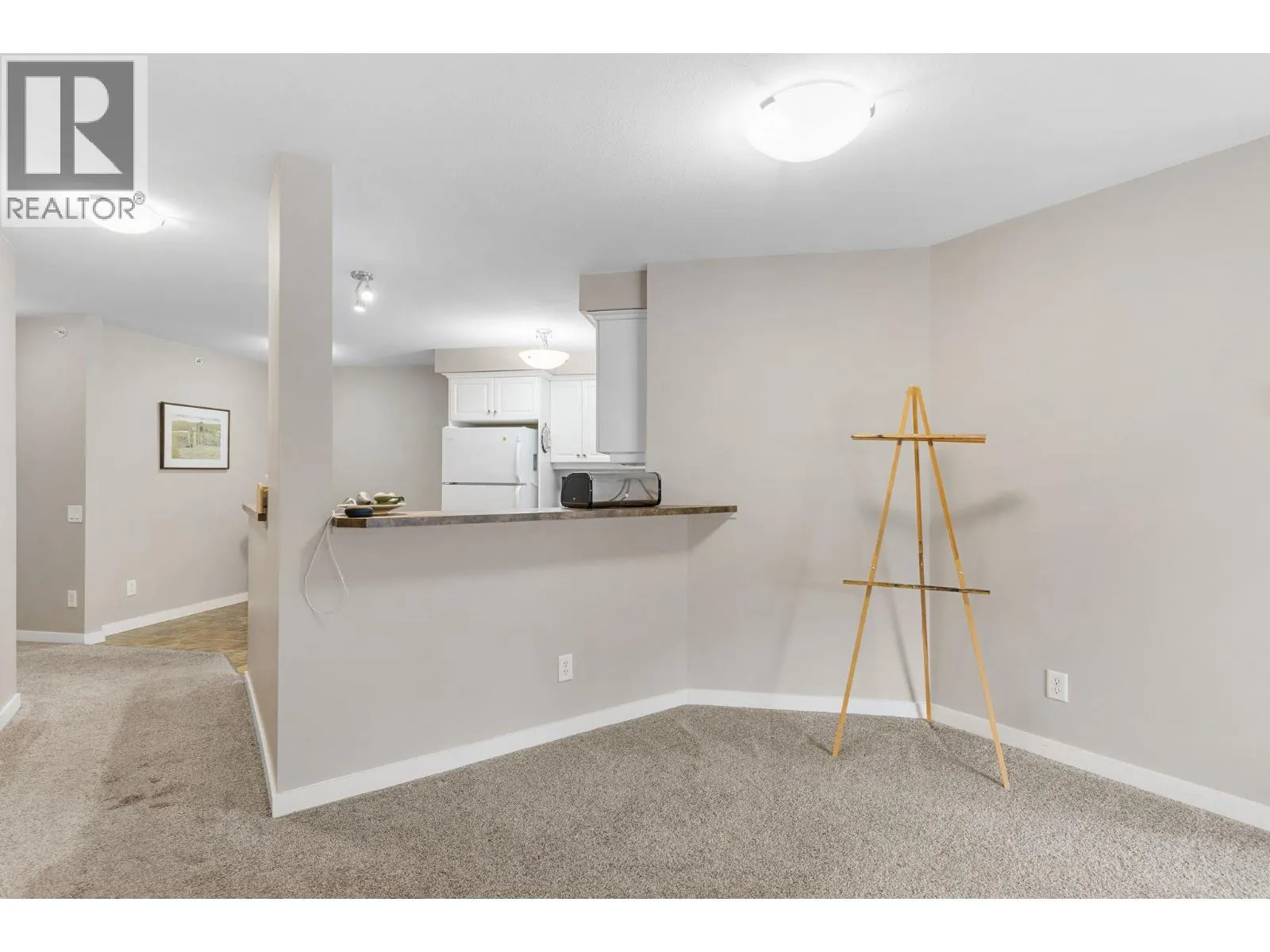 515 Houghton Road Unit# 311