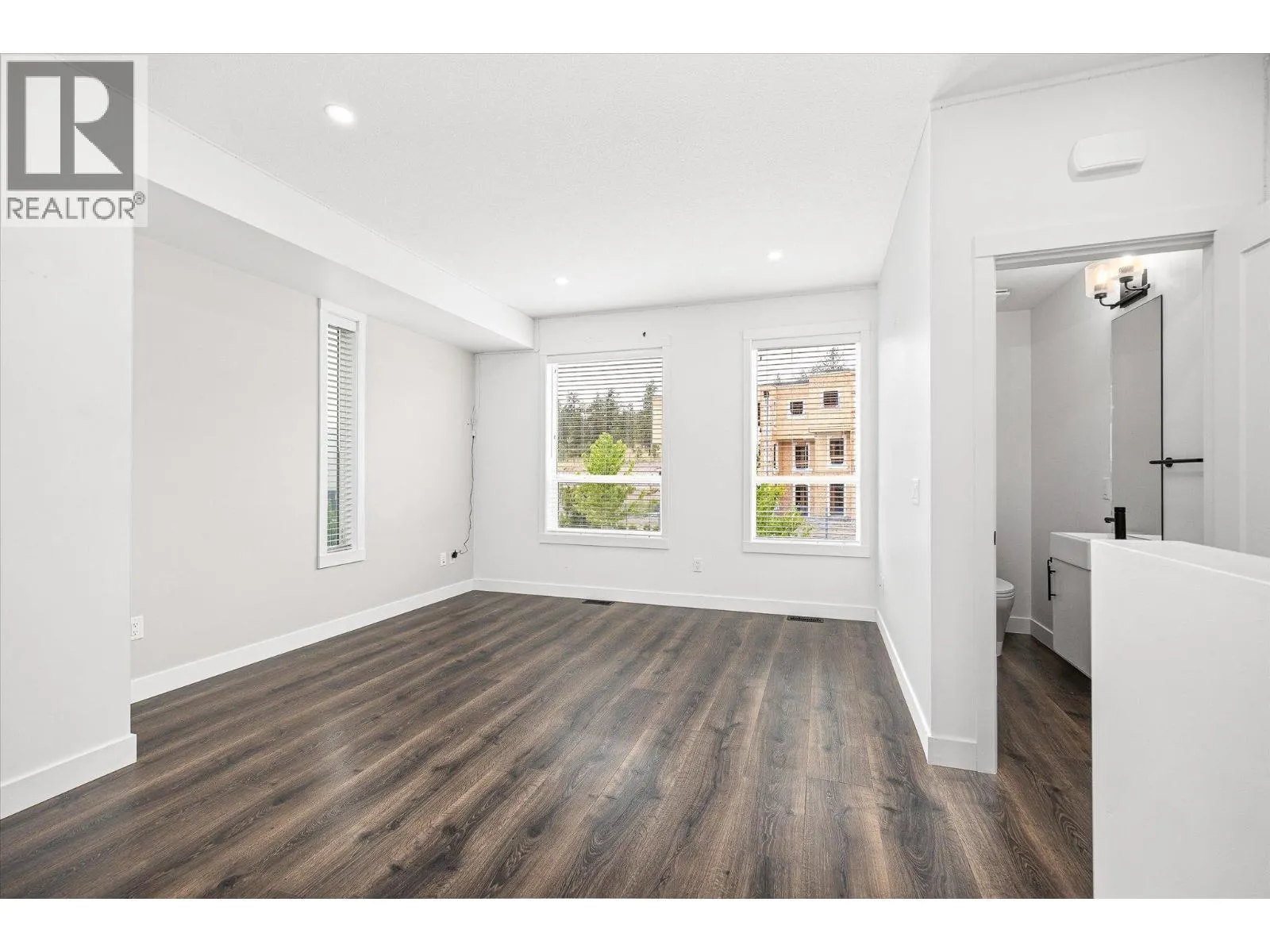 610 Academy Way Unit# 367