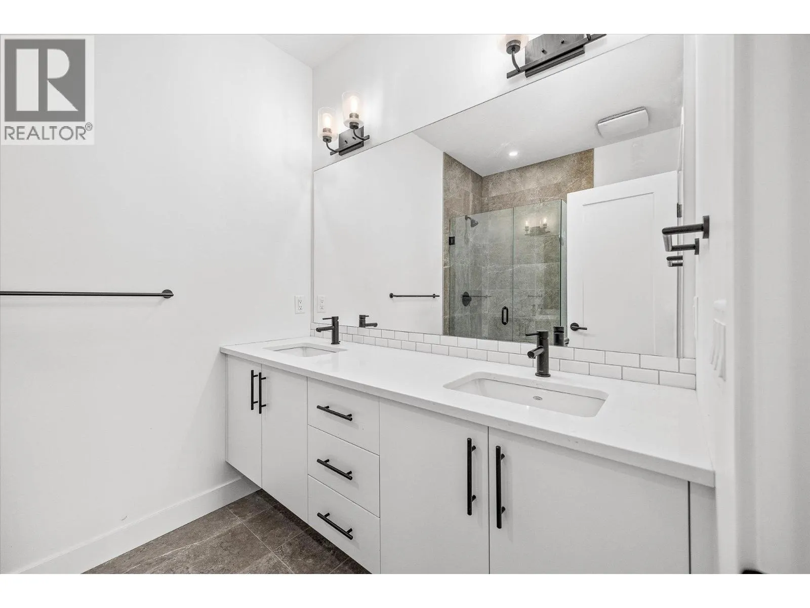 610 Academy Way Unit# 367
