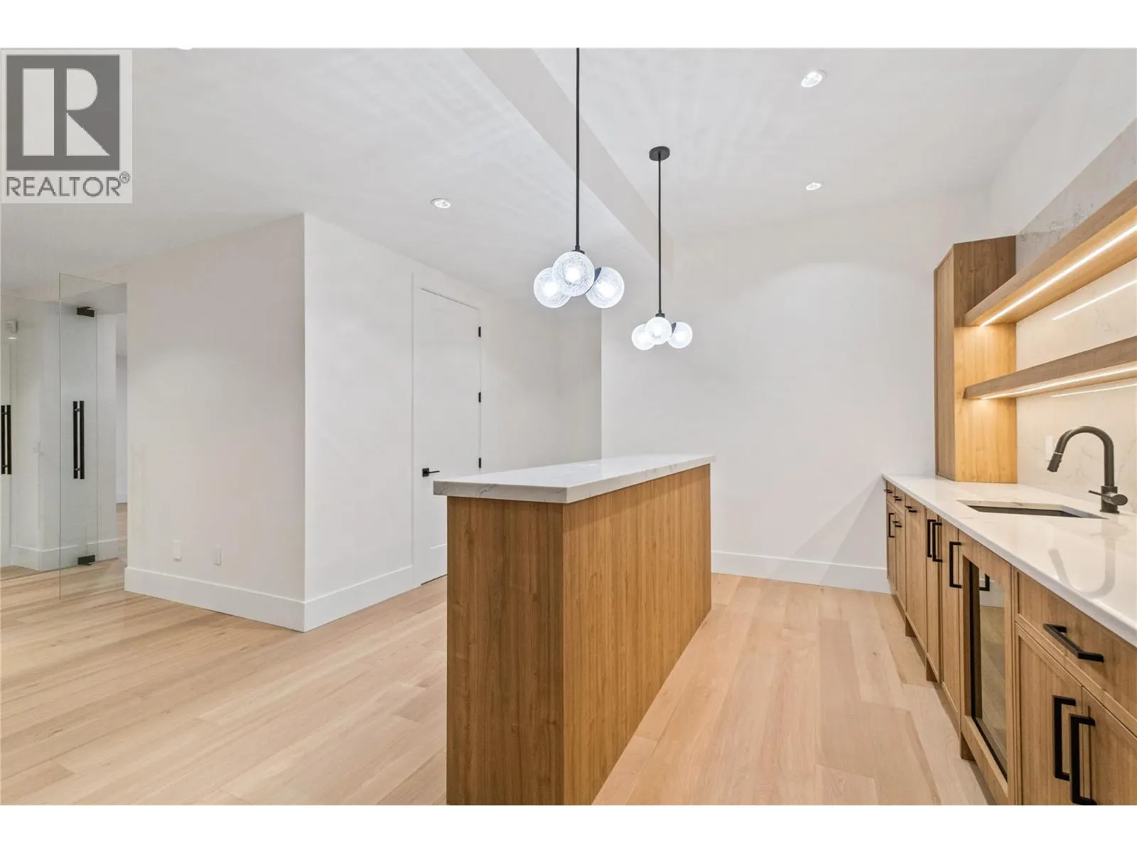 1391 Vineyard Drive