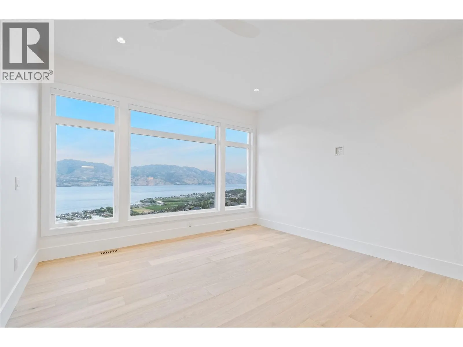 1391 Vineyard Drive