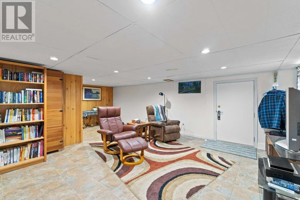 2504 Blind Bay Road