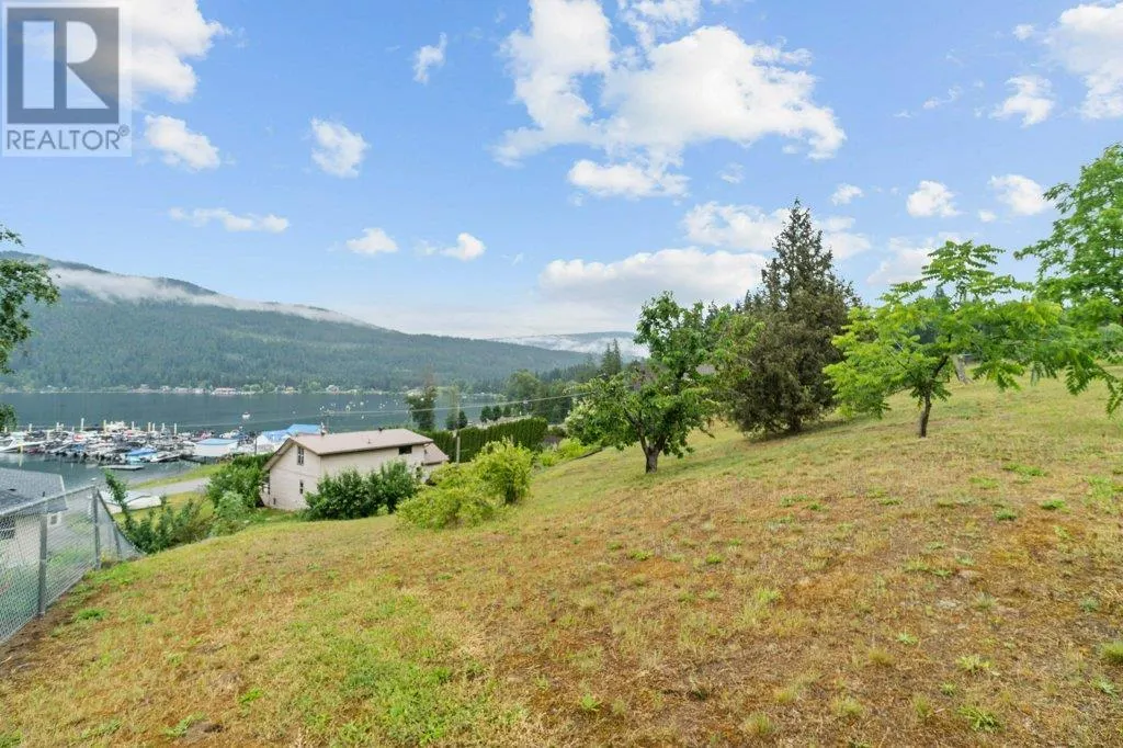 2504 Blind Bay Road