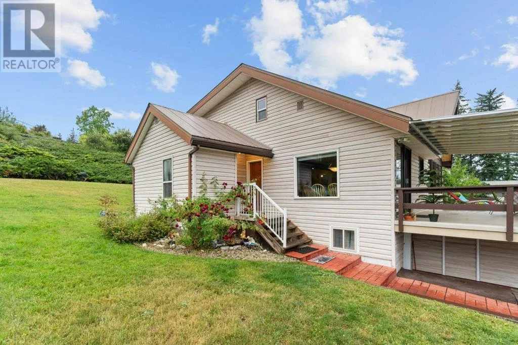 2504 Blind Bay Road