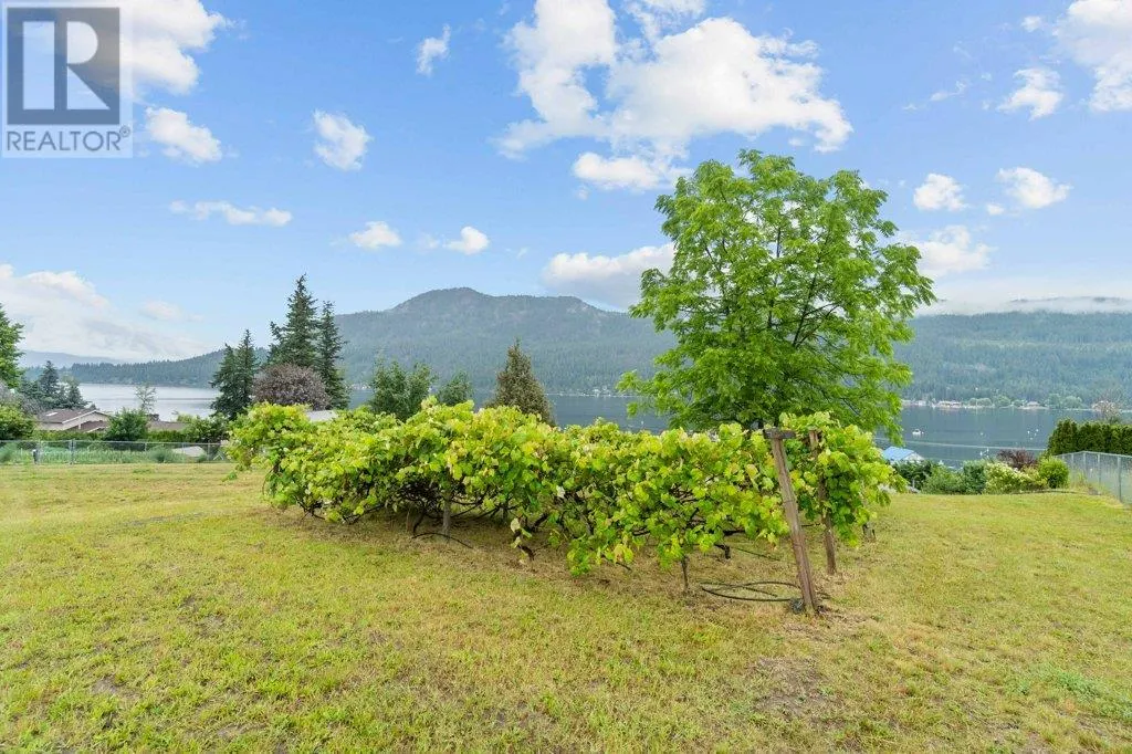 2504 Blind Bay Road