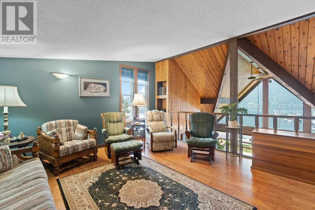 2504 Blind Bay Road