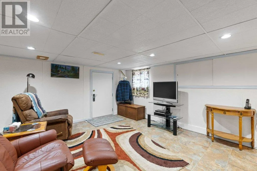 2504 Blind Bay Road