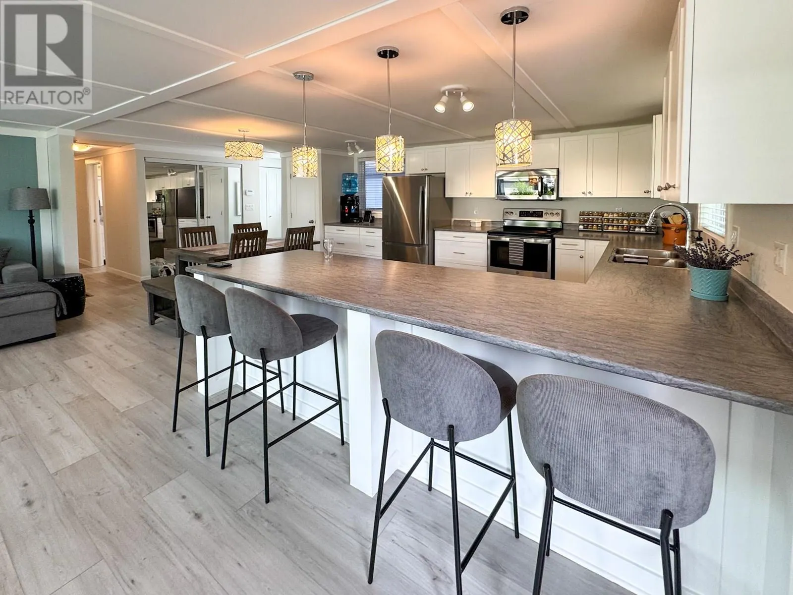 4911 Cedar Lane Unit# 8