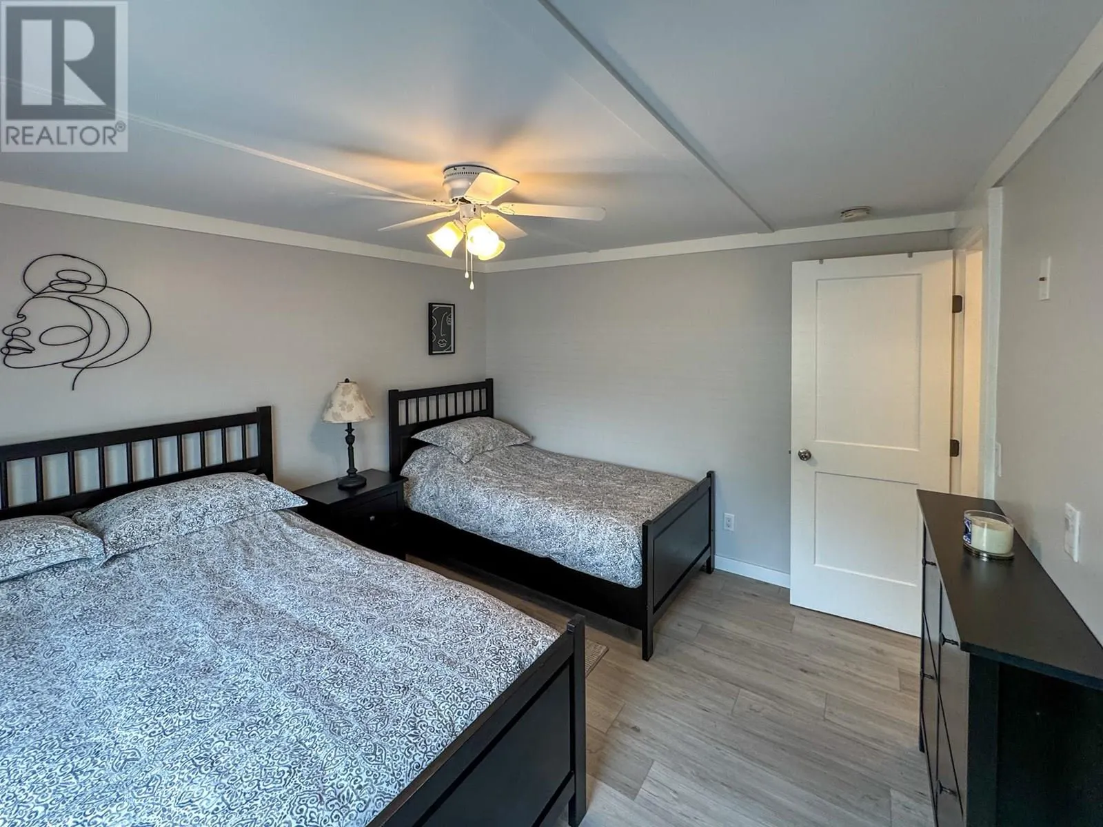 4911 Cedar Lane Unit# 8