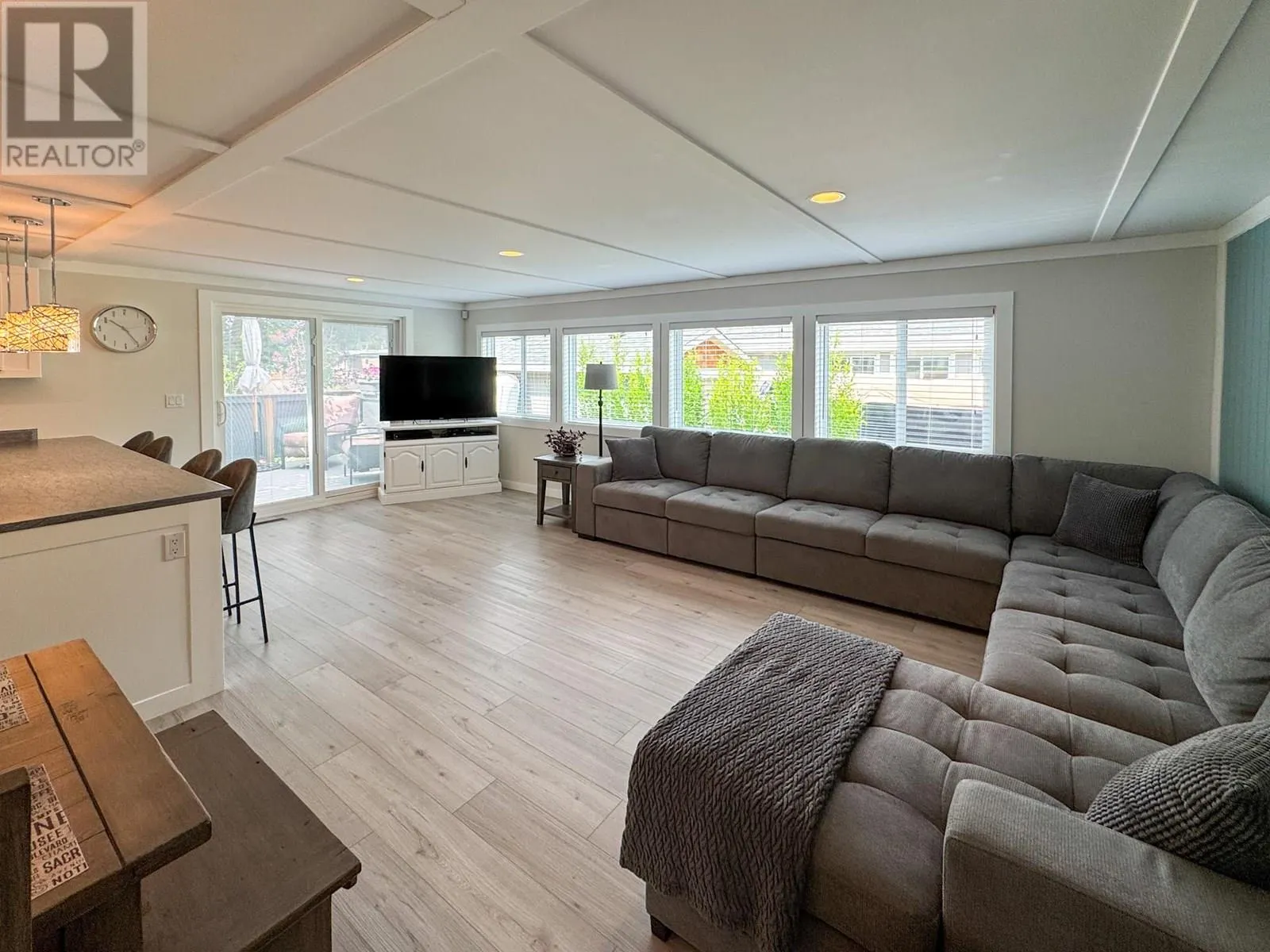 4911 Cedar Lane Unit# 8