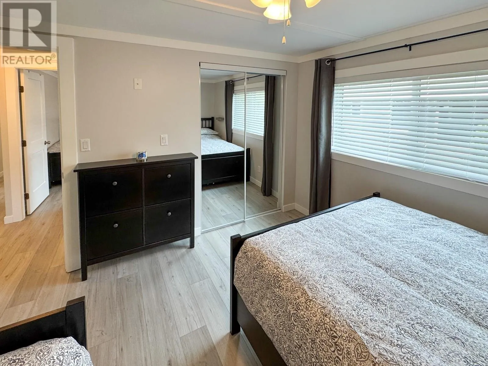 4911 Cedar Lane Unit# 8